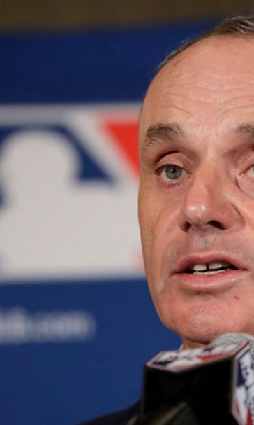 MLB players' union agrees to pitchless intentional walks